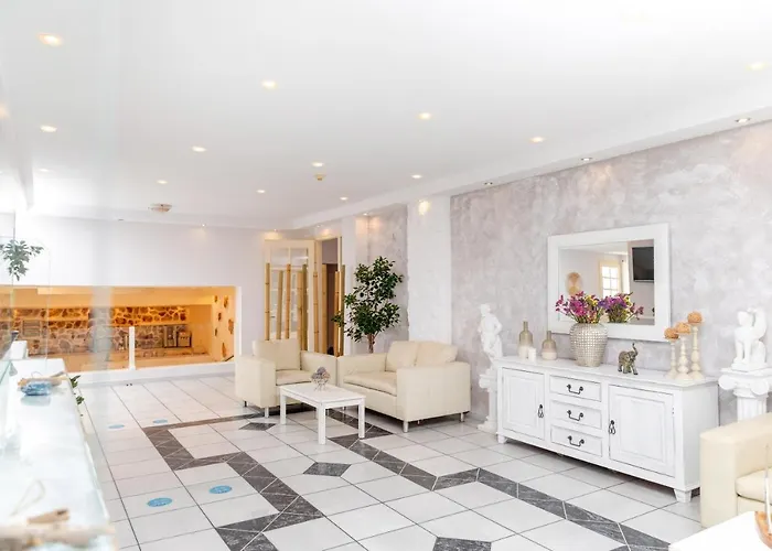 Golden Coast Naxos 4*